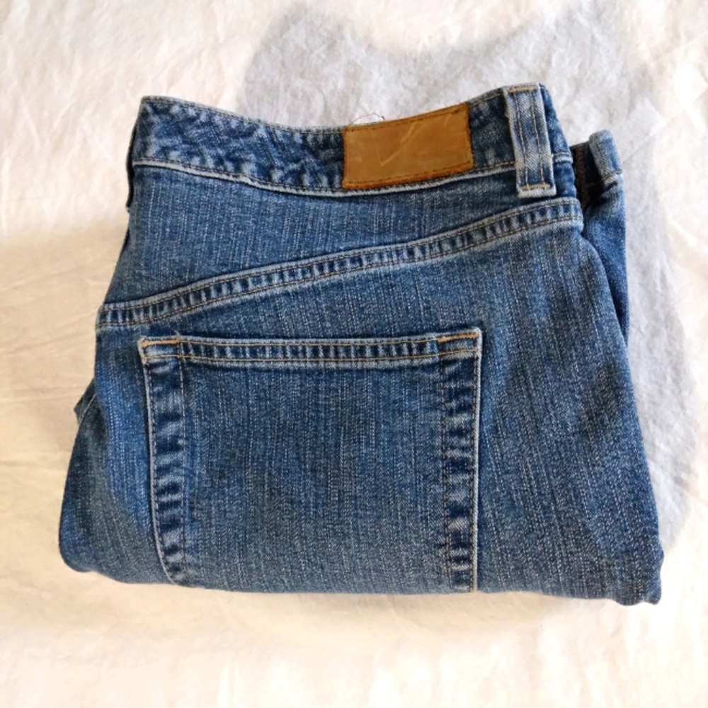 Jeans Tommy Hilfiger cute Capri with vents size 10 CUTE!